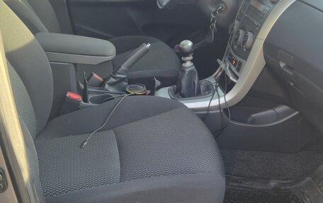 Toyota Corolla, 2012 год, 1 100 000 рублей, 10 фотография