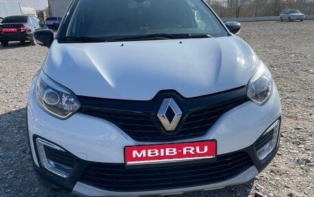 Renault Kaptur I рестайлинг, 2018 год, 1 200 000 рублей, 1 фотография