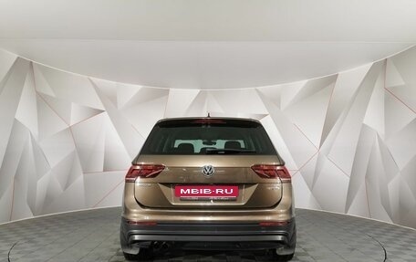 Volkswagen Tiguan II, 2017 год, 1 785 000 рублей, 8 фотография
