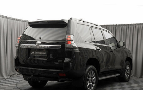 Toyota Land Cruiser Prado 150 рестайлинг, 2016 год, 3 150 000 рублей, 5 фотография