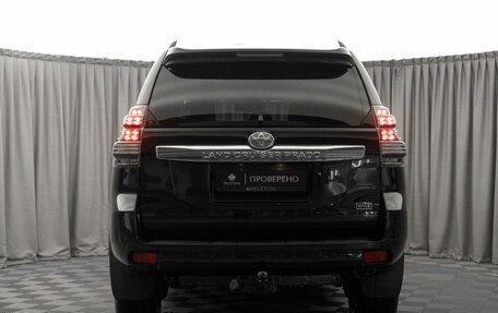 Toyota Land Cruiser Prado 150 рестайлинг, 2016 год, 3 150 000 рублей, 6 фотография