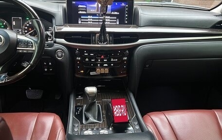 Lexus LX III, 2016 год, 7 800 000 рублей, 11 фотография