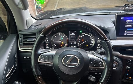 Lexus LX III, 2016 год, 7 800 000 рублей, 10 фотография