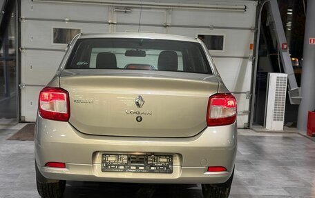 Renault Logan II, 2018 год, 762 000 рублей, 5 фотография