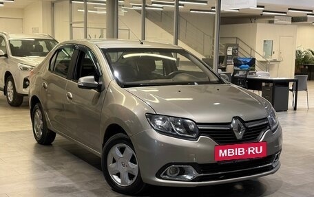 Renault Logan II, 2018 год, 762 000 рублей, 3 фотография
