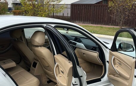 BMW 3 серия, 2015 год, 1 700 000 рублей, 12 фотография