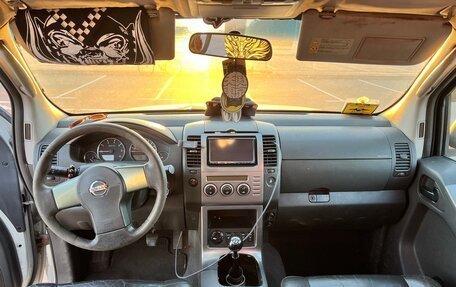 Nissan Pathfinder, 2005 год, 777 777 рублей, 21 фотография