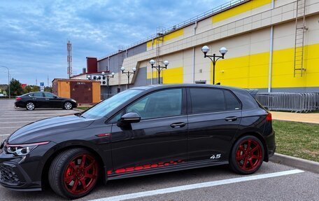 Volkswagen Golf GTI, 2022 год, 3 750 000 рублей, 2 фотография