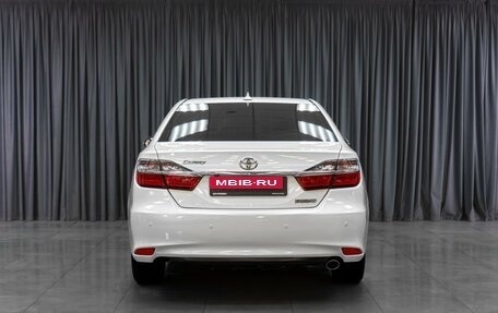 Toyota Camry, 2017 год, 2 599 000 рублей, 4 фотография