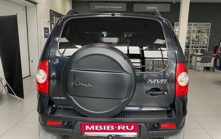 Chevrolet Niva I рестайлинг, 2018 год, 755 000 рублей, 8 фотография