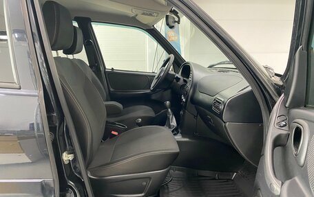 Chevrolet Niva I рестайлинг, 2018 год, 755 000 рублей, 17 фотография