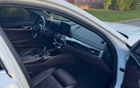 BMW 5 серия, 2021 год, 5 200 000 рублей, 22 фотография