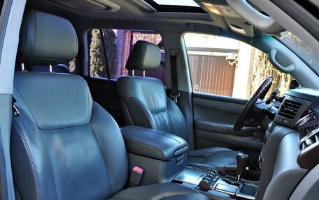 Lexus LX III, 2010 год, 3 500 000 рублей, 17 фотография