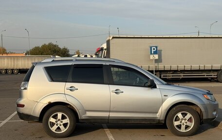 Mitsubishi Outlander III рестайлинг 3, 2007 год, 625 000 рублей, 6 фотография