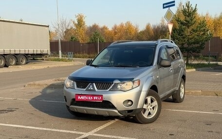 Mitsubishi Outlander III рестайлинг 3, 2007 год, 625 000 рублей, 1 фотография