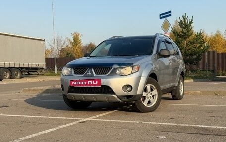 Mitsubishi Outlander III рестайлинг 3, 2007 год, 625 000 рублей, 3 фотография