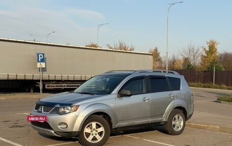 Mitsubishi Outlander III рестайлинг 3, 2007 год, 625 000 рублей, 11 фотография
