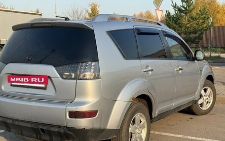 Mitsubishi Outlander III рестайлинг 3, 2007 год, 625 000 рублей, 13 фотография