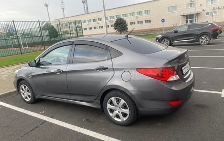 Hyundai Solaris II рестайлинг, 2011 год, 770 000 рублей, 4 фотография