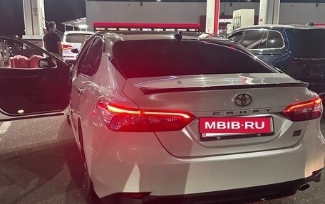 Toyota Camry, 2020 год, 2 570 000 рублей, 6 фотография