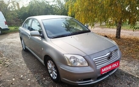 Toyota Avensis III рестайлинг, 2005 год, 730 000 рублей, 2 фотография