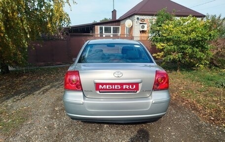 Toyota Avensis III рестайлинг, 2005 год, 730 000 рублей, 4 фотография