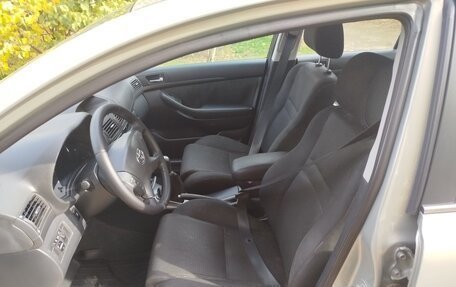 Toyota Avensis III рестайлинг, 2005 год, 730 000 рублей, 9 фотография