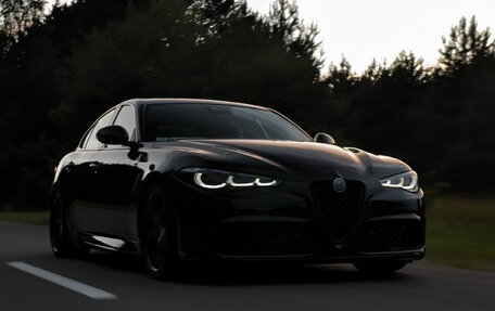 Alfa Romeo Giulia II, 2017 год, 4 500 000 рублей, 3 фотография