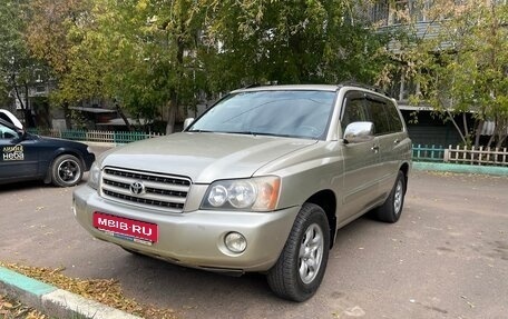 Toyota Highlander III, 2001 год, 990 000 рублей, 1 фотография