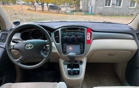 Toyota Highlander III, 2001 год, 990 000 рублей, 10 фотография