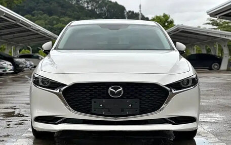 Mazda 3, 2023 год, 1 176 000 рублей, 2 фотография