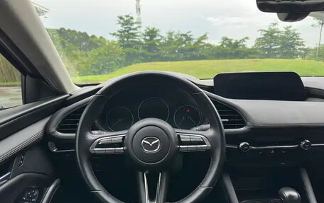 Mazda 3, 2023 год, 1 176 000 рублей, 13 фотография
