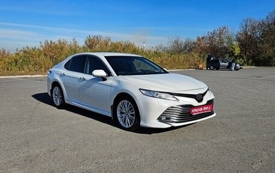 Toyota Camry, 2018 год, 2 780 000 рублей, 1 фотография