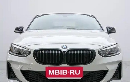 BMW 1 серия, 2022 год, 1 804 000 рублей, 2 фотография