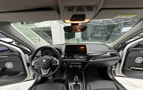 BMW 1 серия, 2022 год, 1 630 000 рублей, 8 фотография