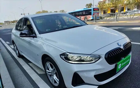 BMW 1 серия, 2023 год, 1 680 000 рублей, 3 фотография