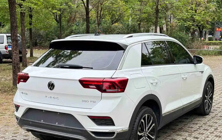 Volkswagen T-Roc I, 2022 год, 1 535 000 рублей, 7 фотография