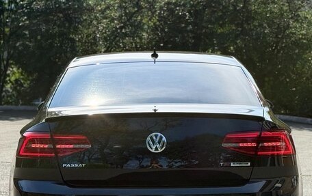 Volkswagen Passat B8 рестайлинг, 2015 год, 1 299 177 рублей, 4 фотография