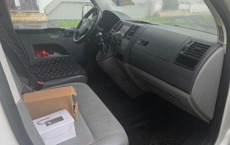 Volkswagen Transporter T5 рестайлинг, 2008 год, 900 000 рублей, 13 фотография