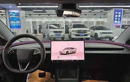 Tesla Model 3 I, 2025 год, 4 454 000 рублей, 4 фотография