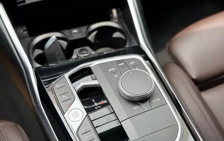BMW 3 серия, 2023 год, 2 470 000 рублей, 13 фотография