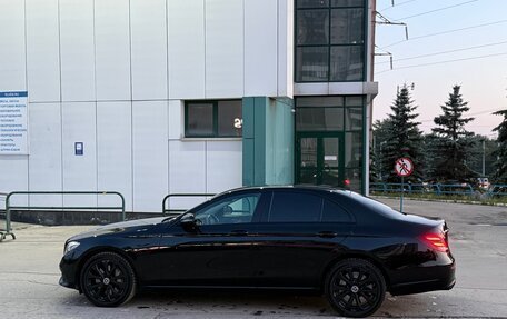 Mercedes-Benz E-Класс, 2018 год, 3 300 000 рублей, 8 фотография