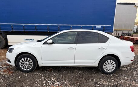 Skoda Octavia, 2019 год, 1 350 000 рублей, 2 фотография