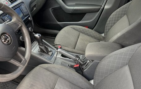 Skoda Octavia, 2019 год, 1 350 000 рублей, 6 фотография