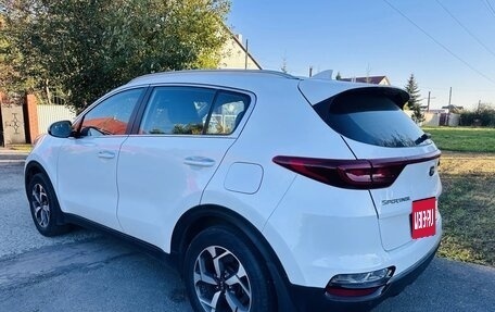 KIA Sportage IV рестайлинг, 2018 год, 2 200 000 рублей, 2 фотография