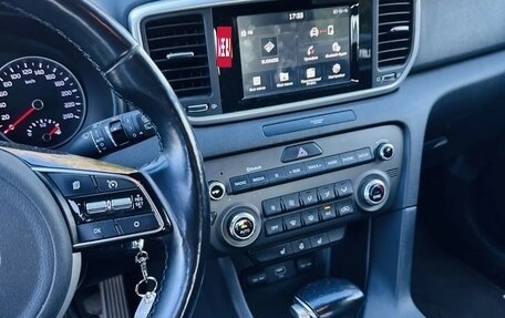 KIA Sportage IV рестайлинг, 2018 год, 2 200 000 рублей, 6 фотография