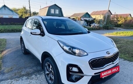 KIA Sportage IV рестайлинг, 2018 год, 2 200 000 рублей, 3 фотография