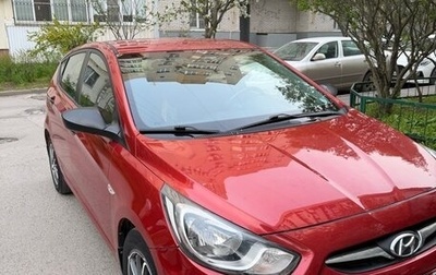 Hyundai Solaris II рестайлинг, 2012 год, 920 000 рублей, 1 фотография