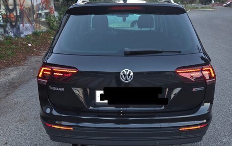 Volkswagen Tiguan II, 2018 год, 2 750 000 рублей, 5 фотография