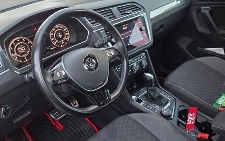 Volkswagen Tiguan II, 2018 год, 2 750 000 рублей, 6 фотография